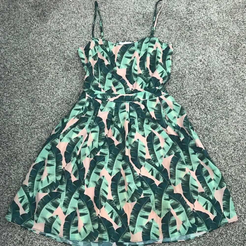 Olive & Oak green floral cutout dress XS